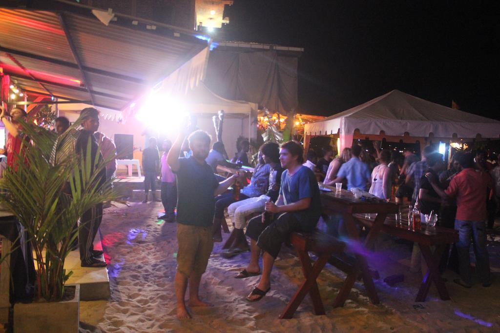 Samaya Beach Hotel อูนาวาตูนา ภายนอก รูปภาพ