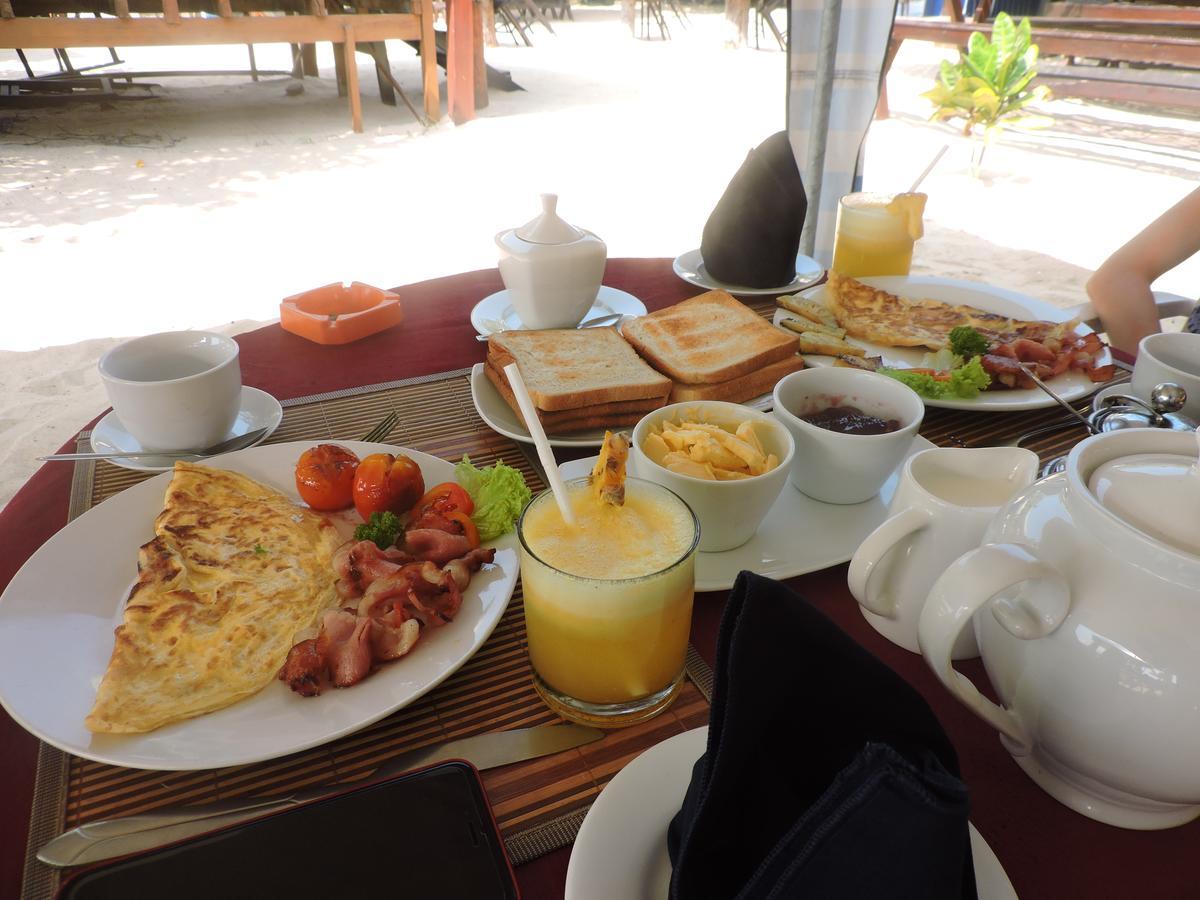 Samaya Beach Hotel อูนาวาตูนา ภายนอก รูปภาพ